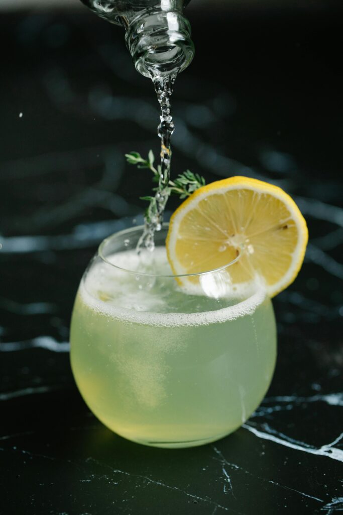 Tweedle Tom Collins